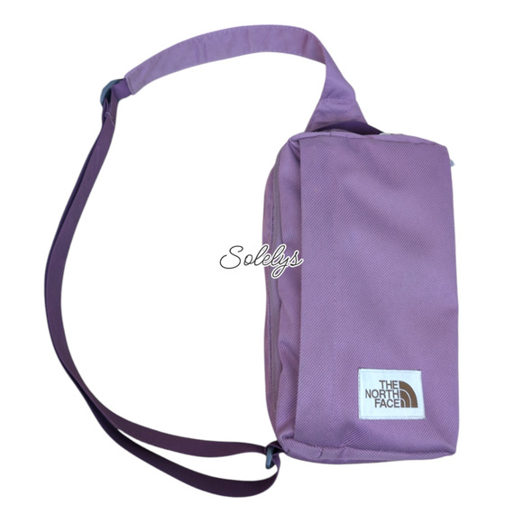 The North Face Field Bag Crossbody Pikes Purple Blackberry Wine RARE OG Style - Picture 1 of 13
